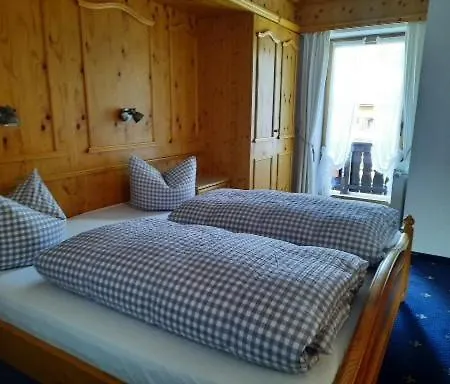 Pensión Gaestehaus Annemarie *