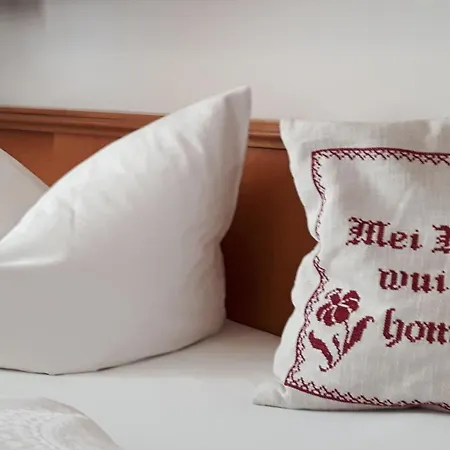 Gaestehaus Annemarie Гостевой дом Райт-им-Винкль