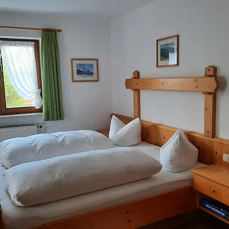 Gaestehaus Annemarie *