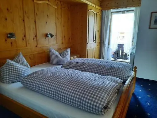 Penzion Gaestehaus Annemarie 4*